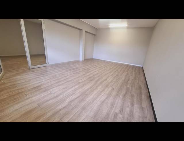 BUSINESS PROPERTY TO RENT IN LYNNWOOD